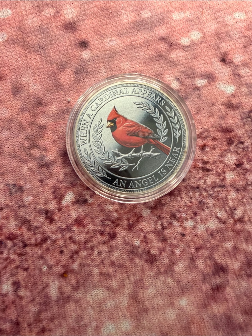 Red Cardinal Commemorative Coin - Picture 3 of 6